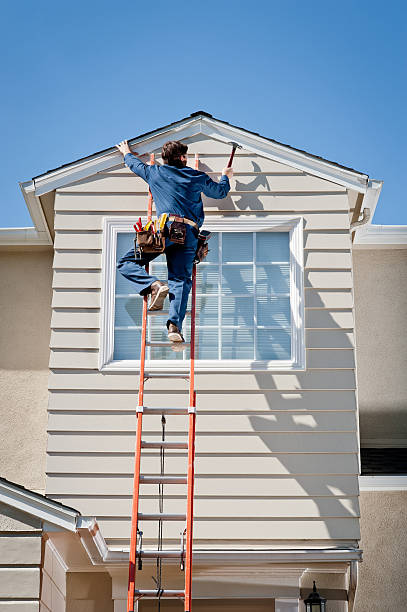 Siding Removal and Disposal in Panama City, FL